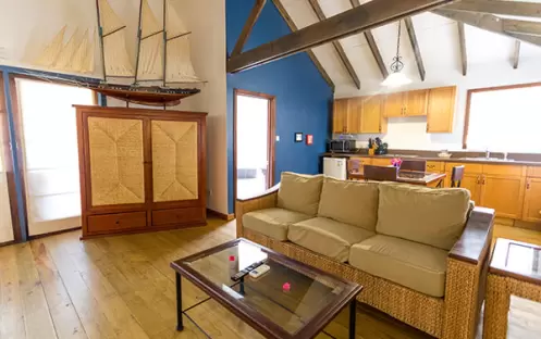 True Blue Bay Boutique Resort-Tower Suite 3_7331